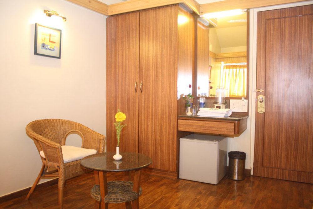 Treebo Trend Sahara Hotell Pune Eksteriør bilde