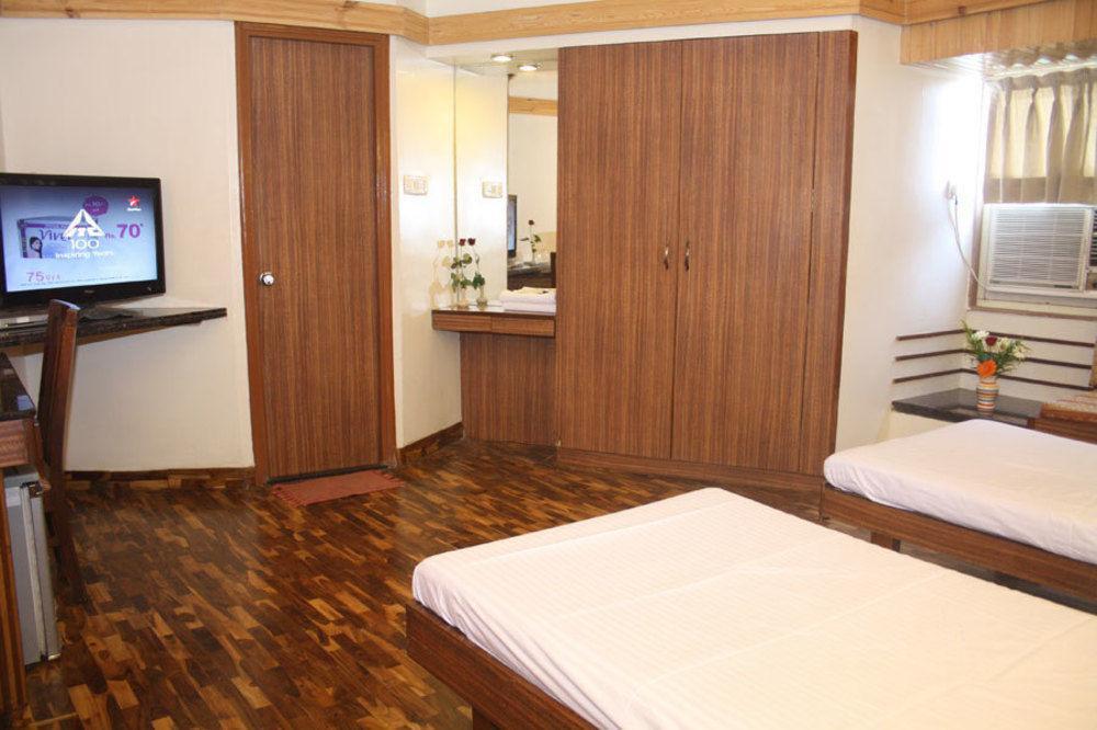 Treebo Trend Sahara Hotell Pune Eksteriør bilde