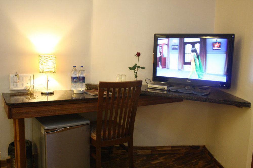 Treebo Trend Sahara Hotell Pune Eksteriør bilde