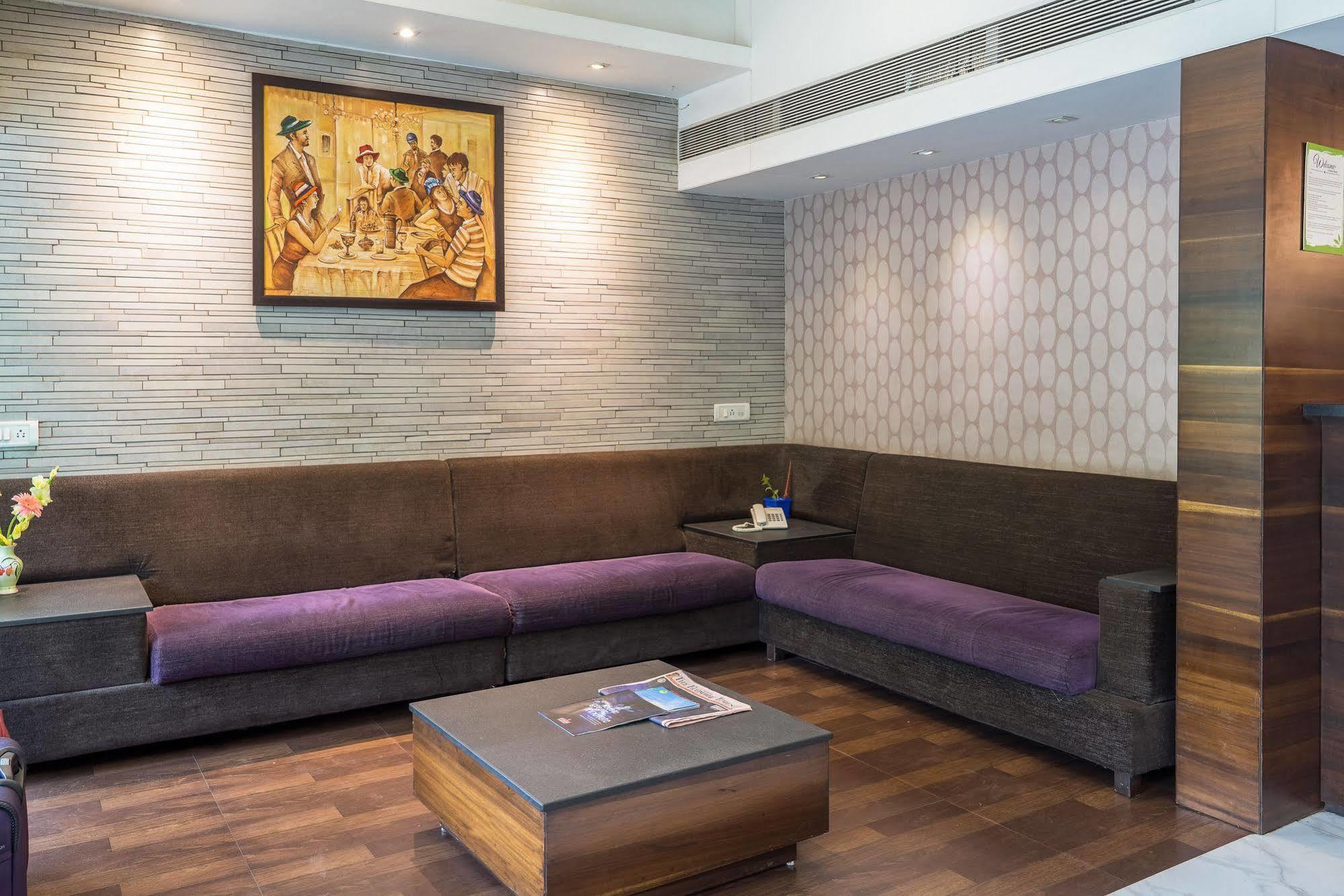 Treebo Trend Sahara Hotell Pune Eksteriør bilde